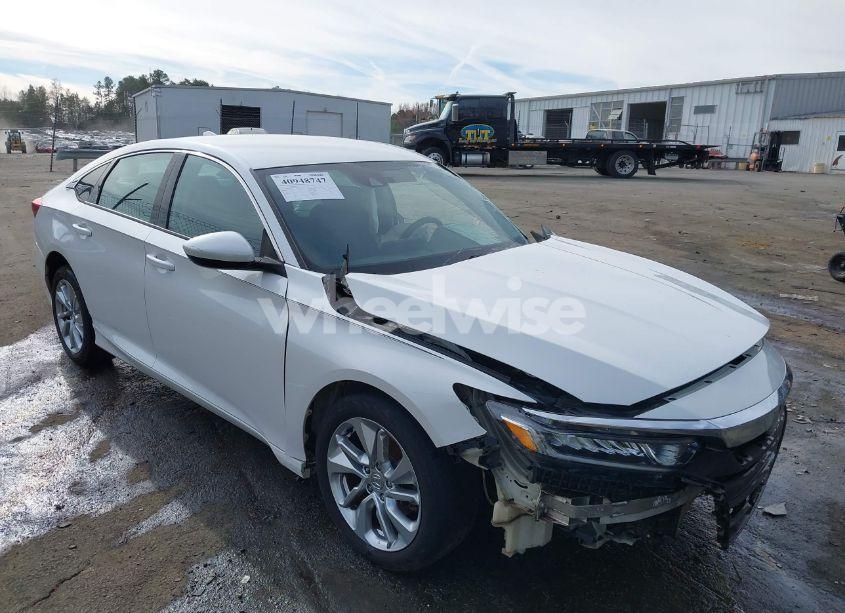 2019 Honda Accord LX (VIN 1HGCV1F15KA015192) main photo