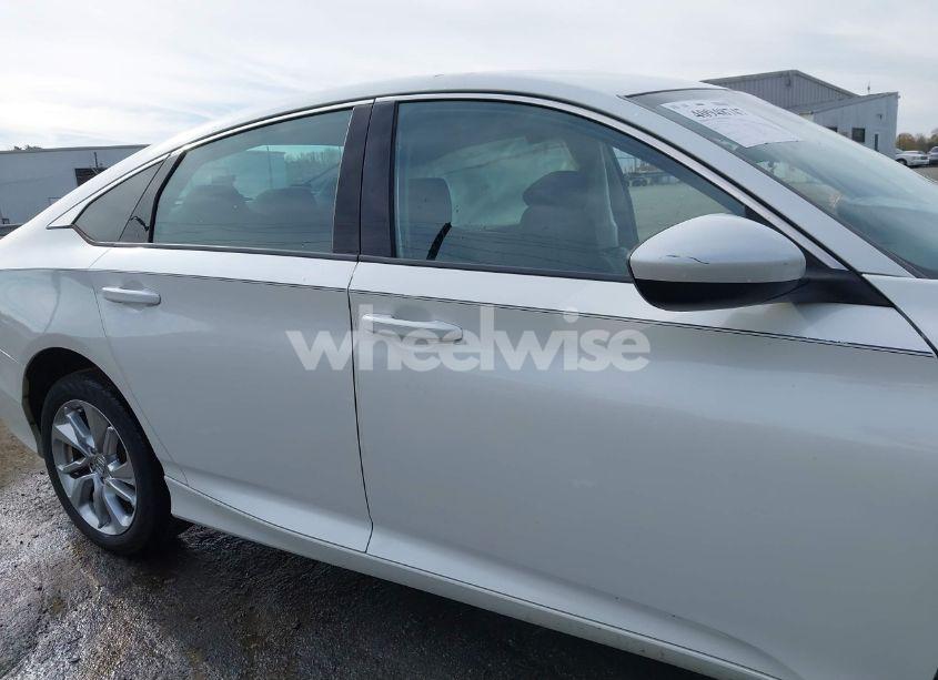 Photo 14 of 2019 Honda Accord LX (VIN 1HGCV1F15KA015192)