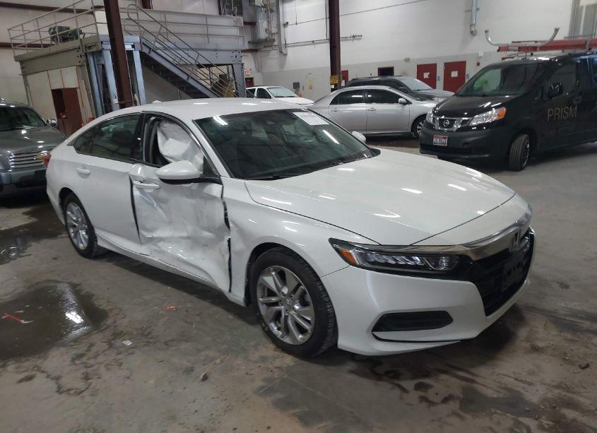 2019 Honda Accord LX (VIN 1HGCV1F15KA020506) main photo
