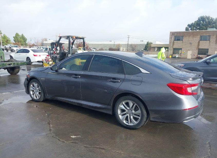 Photo 3 of 2019 Honda Accord LX (VIN 1HGCV1F15KA024457)