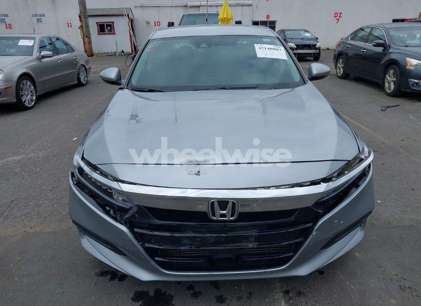 Photo 6 of 2019 Honda Accord LX (VIN 1HGCV1F15KA045258)
