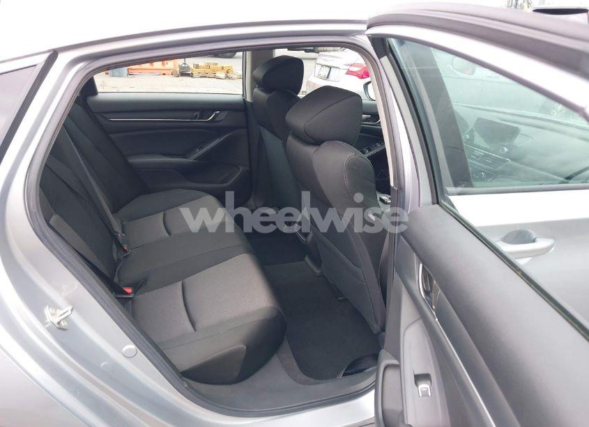 Photo 8 of 2019 Honda Accord LX (VIN 1HGCV1F15KA045258)