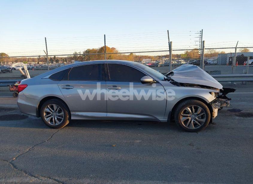 Photo 12 of 2019 Honda Accord LX (VIN 1HGCV1F15KA083752)