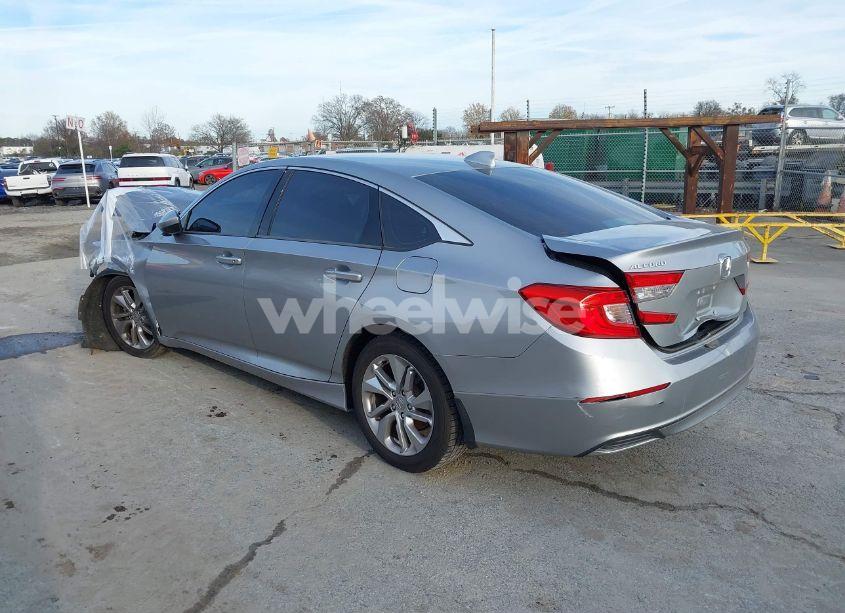 Photo 3 of 2019 Honda Accord LX (VIN 1HGCV1F15KA083752)