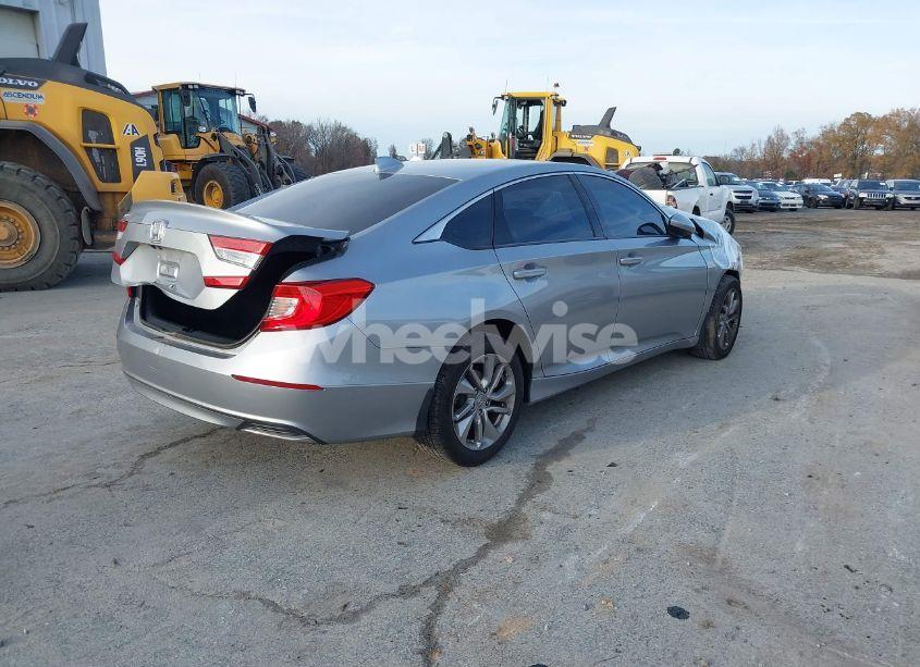Photo 4 of 2019 Honda Accord LX (VIN 1HGCV1F15KA083752)