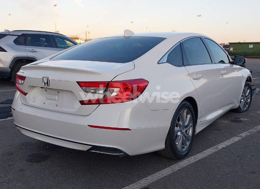 Photo 4 of 2019 Honda Accord LX (VIN 1HGCV1F15KA117558)