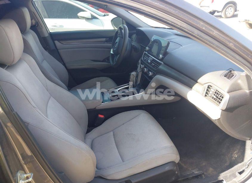 Photo 5 of 2019 Honda Accord LX (VIN 1HGCV1F15KA126650)