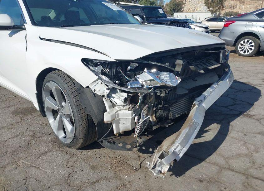 Photo 6 of 2020 Honda Accord LX (VIN 1HGCV1F15LA013475)