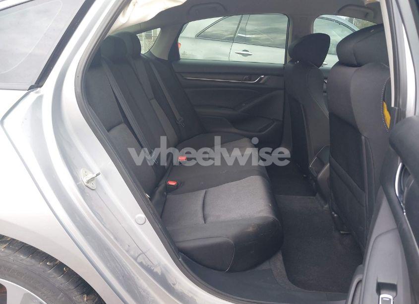 Photo 8 of 2018 Honda Accord LX (VIN 1HGCV1F16JA082317)