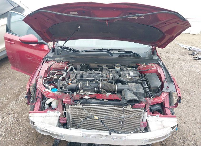 Photo 10 of 2018 Honda Accord LX (VIN 1HGCV1F16JA098761)