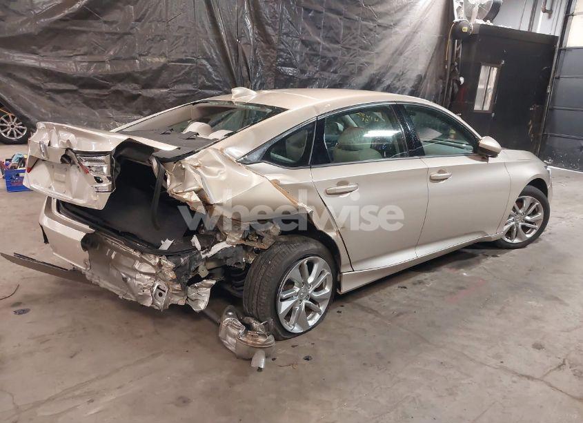 Photo 4 of 2018 Honda Accord LX (VIN 1HGCV1F16JA124906)