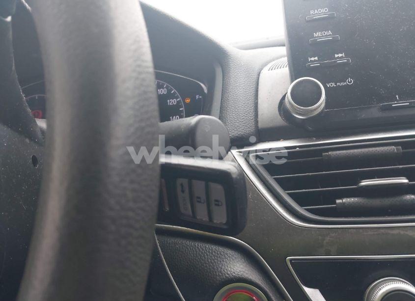 Photo 11 of 2018 Honda Accord LX (VIN 1HGCV1F16JA144511)