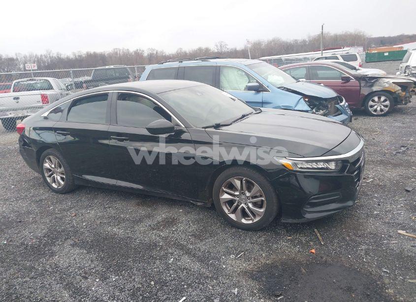 Photo 13 of 2018 Honda Accord LX (VIN 1HGCV1F16JA144511)