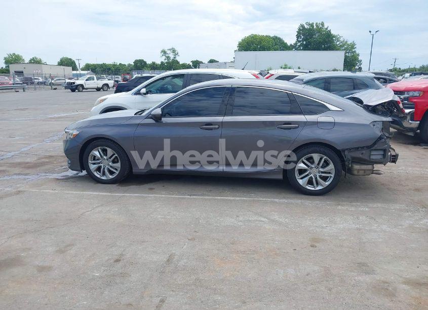 Photo 15 of 2018 Honda Accord LX (VIN 1HGCV1F16JA178187)