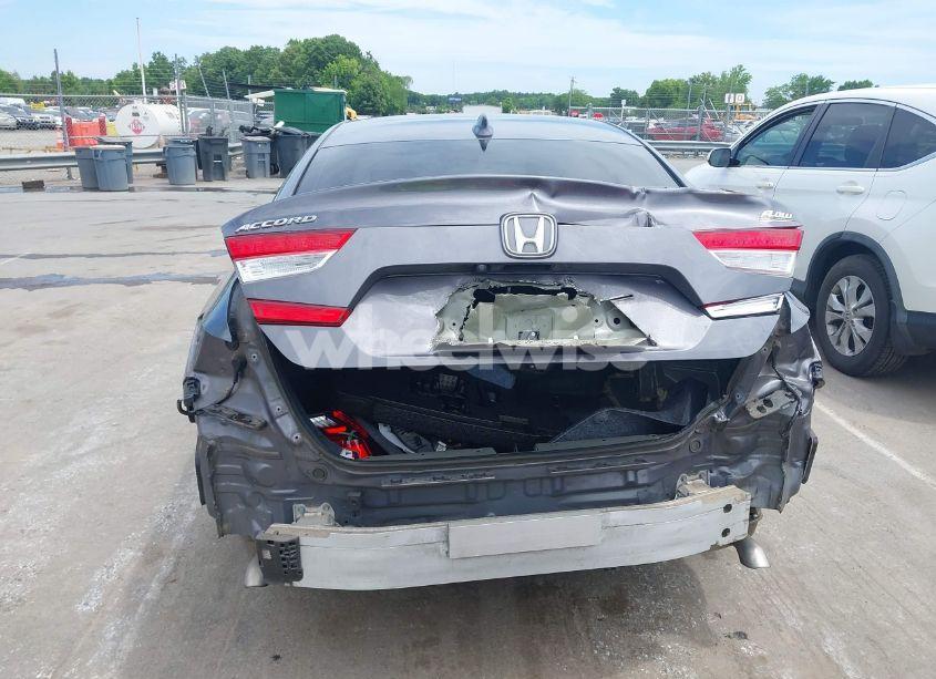 Photo 17 of 2018 Honda Accord LX (VIN 1HGCV1F16JA178187)