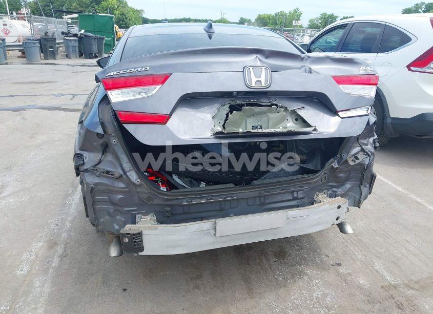 Photo 6 of 2018 Honda Accord LX (VIN 1HGCV1F16JA178187)