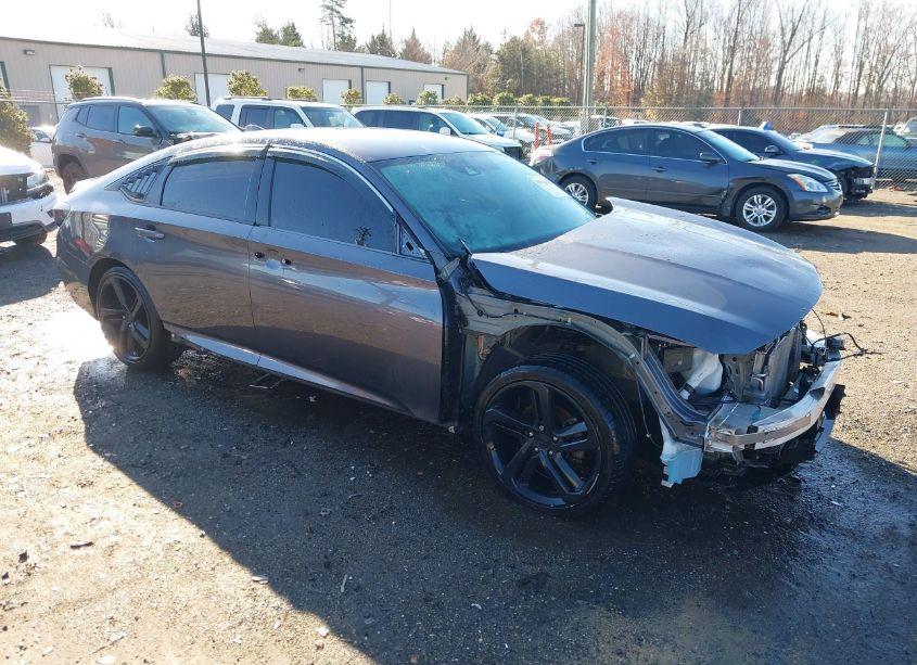 2018 Honda Accord LX (VIN 1HGCV1F16JA206652) main photo