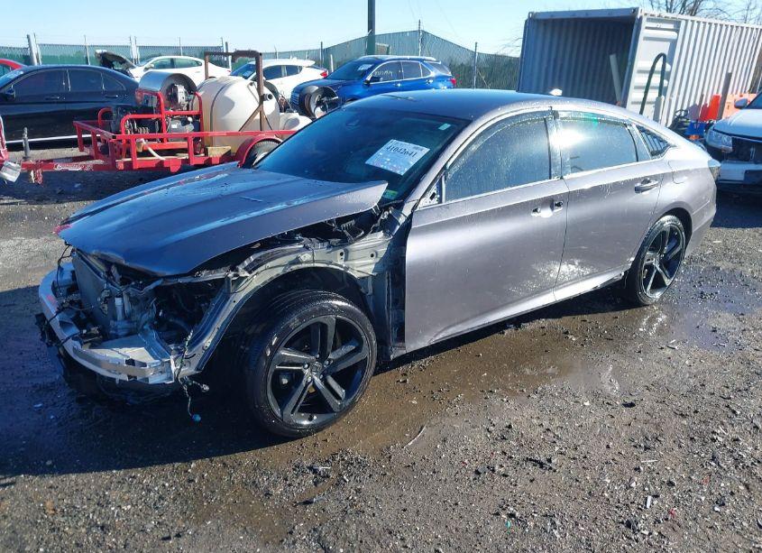 Photo 2 of 2018 Honda Accord LX (VIN 1HGCV1F16JA206652)