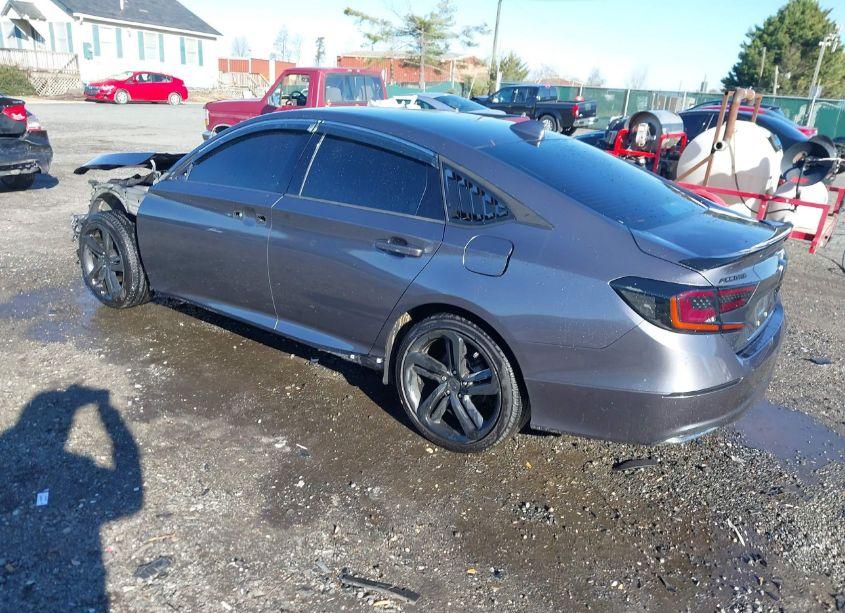 Photo 3 of 2018 Honda Accord LX (VIN 1HGCV1F16JA206652)