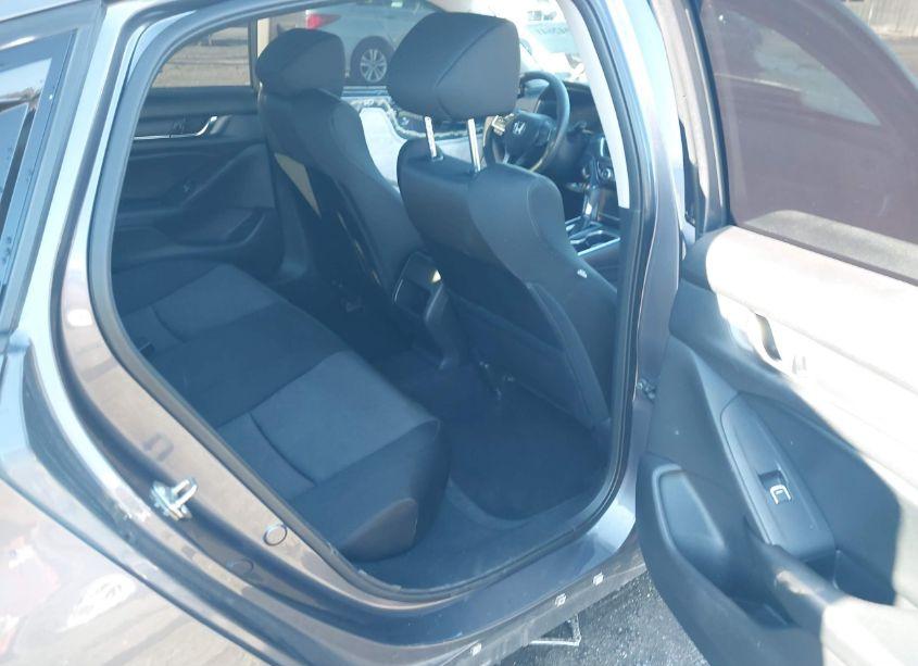 Photo 8 of 2018 Honda Accord LX (VIN 1HGCV1F16JA206652)