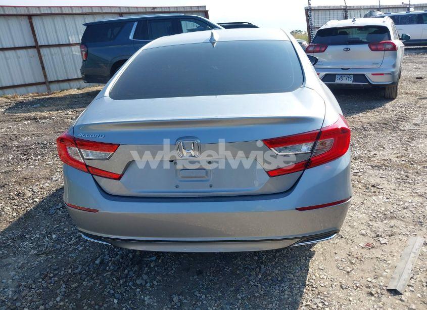 Photo 16 of 2019 Honda Accord LX (VIN 1HGCV1F16KA011569)