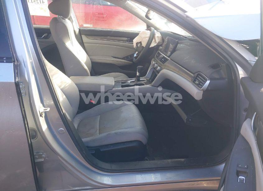 Photo 5 of 2019 Honda Accord LX (VIN 1HGCV1F16KA028288)