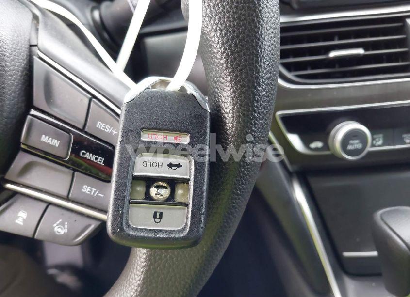 Photo 11 of 2019 Honda Accord LX (VIN 1HGCV1F16KA033474)