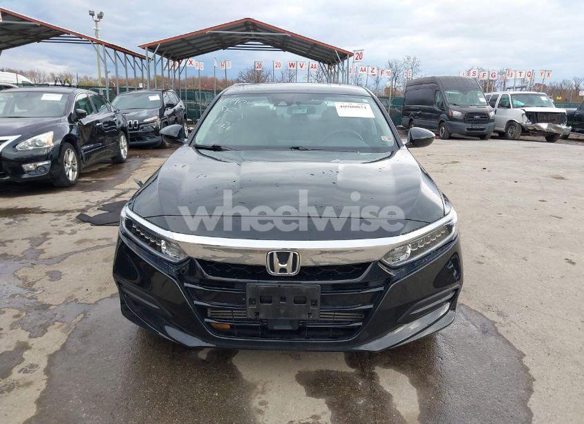 Photo 13 of 2019 Honda Accord LX (VIN 1HGCV1F16KA033474)