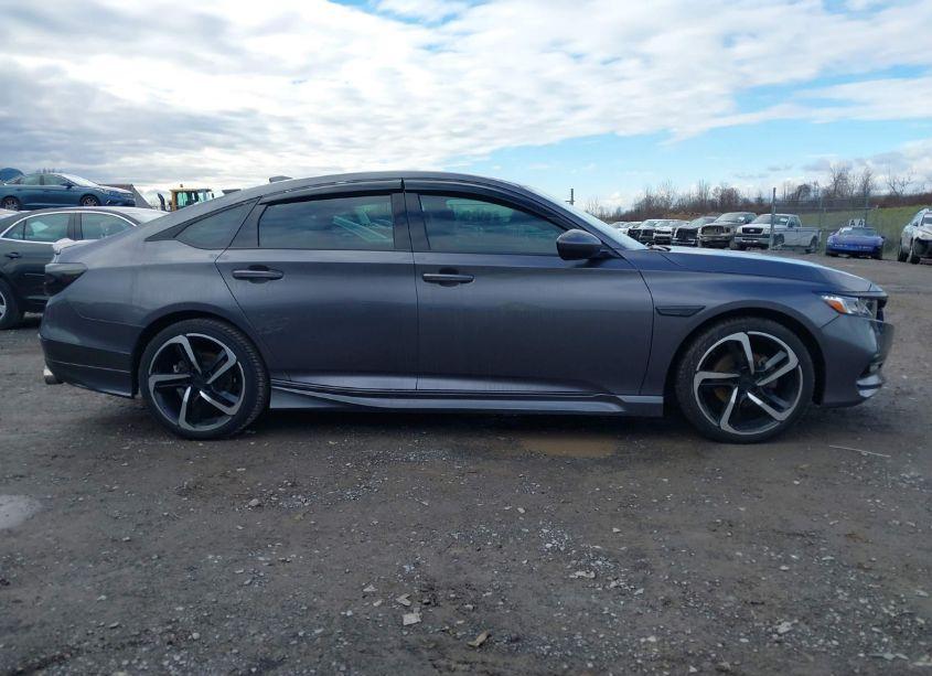 Photo 13 of 2019 Honda Accord LX (VIN 1HGCV1F16KA034365)