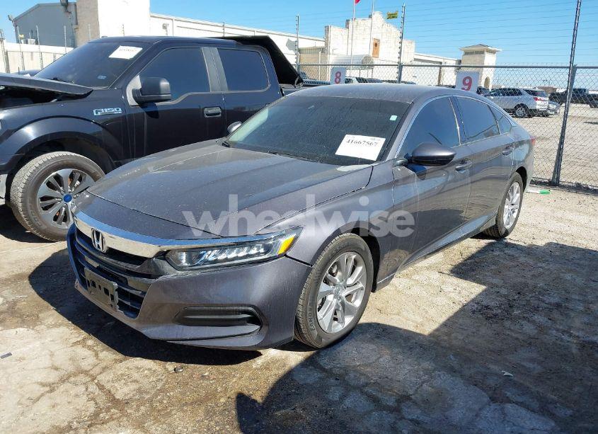 Photo 2 of 2019 Honda Accord LX (VIN 1HGCV1F16KA038741)