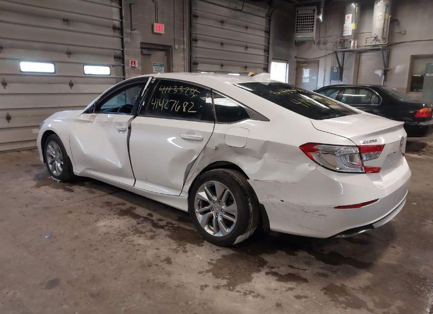 Photo 6 of 2019 Honda Accord LX (VIN 1HGCV1F16KA067561)