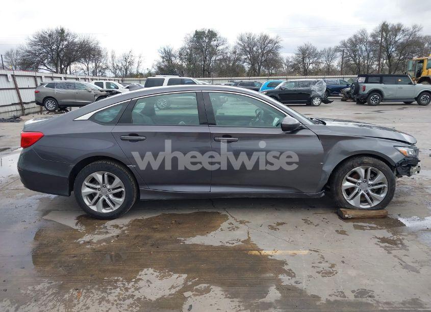 Photo 14 of 2019 Honda Accord LX (VIN 1HGCV1F16KA078060)