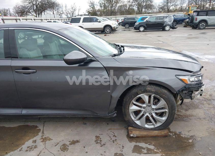 Photo 18 of 2019 Honda Accord LX (VIN 1HGCV1F16KA078060)