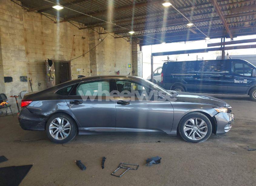 Photo 13 of 2019 Honda Accord LX (VIN 1HGCV1F16KA088622)
