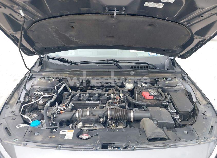 Photo 10 of 2019 Honda Accord LX (VIN 1HGCV1F16KA125300)