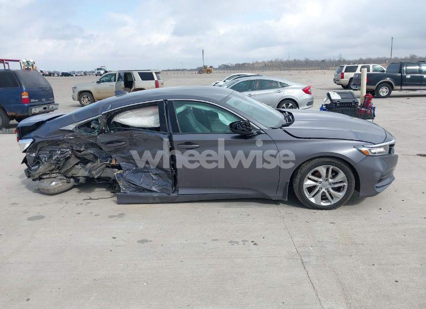 Photo 13 of 2019 Honda Accord LX (VIN 1HGCV1F16KA125300)