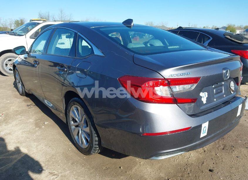 Photo 3 of 2019 Honda Accord LX (VIN 1HGCV1F16KA126995)