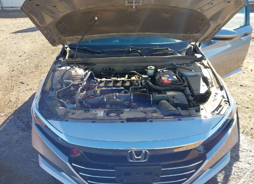 Photo 10 of 2022 Honda Accord LX (VIN 1HGCV1F16NA041921)