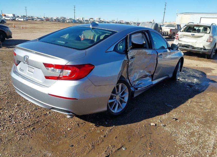 Photo 4 of 2022 Honda Accord LX (VIN 1HGCV1F16NA041921)