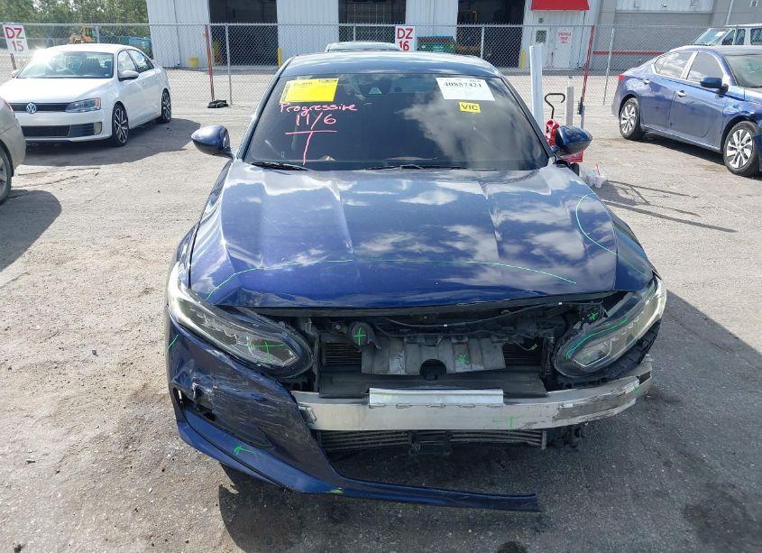 Photo 12 of 2018 Honda Accord LX (VIN 1HGCV1F17JA028959)