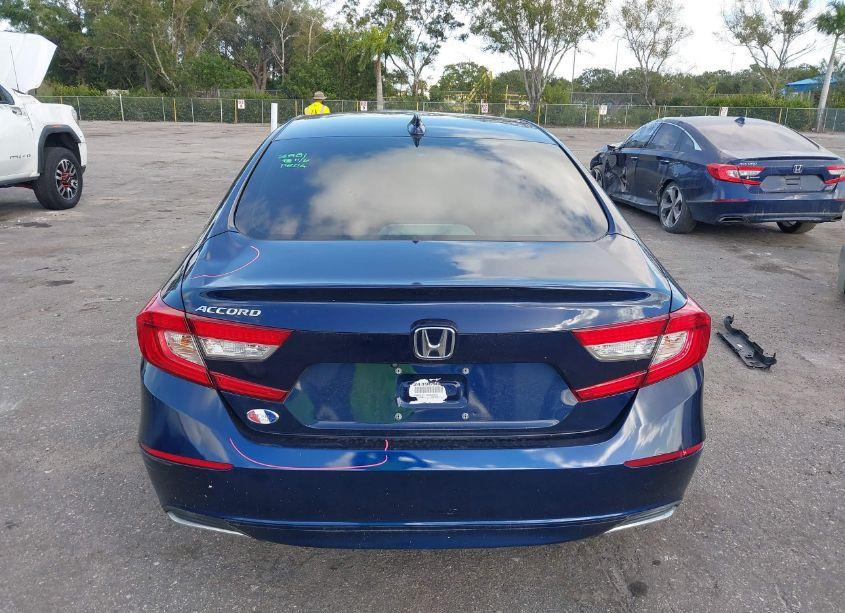 Photo 16 of 2018 Honda Accord LX (VIN 1HGCV1F17JA028959)