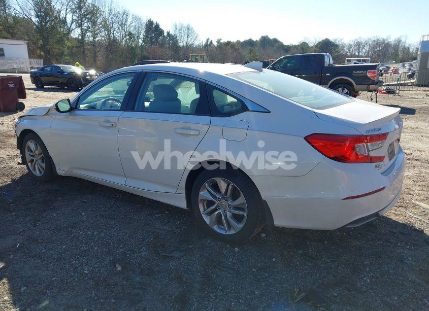 Photo 3 of 2018 Honda Accord LX (VIN 1HGCV1F17JA051724)