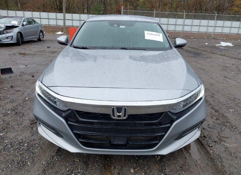 Photo 12 of 2018 Honda Accord LX (VIN 1HGCV1F17JA085002)