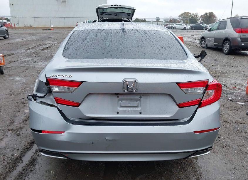 Photo 16 of 2018 Honda Accord LX (VIN 1HGCV1F17JA085002)