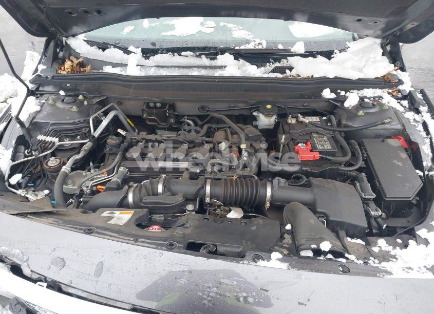 Photo 10 of 2018 Honda Accord LX (VIN 1HGCV1F17JA086568)