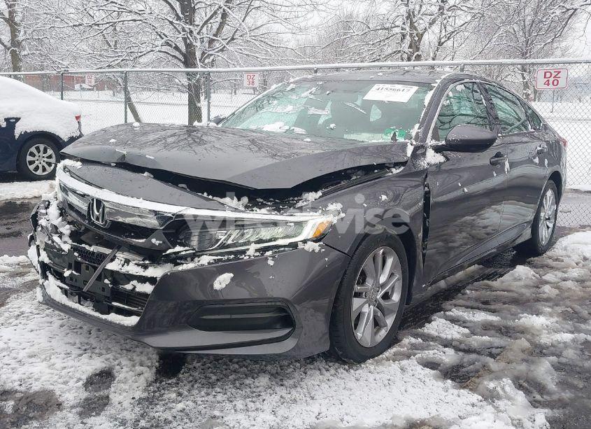 Photo 2 of 2018 Honda Accord LX (VIN 1HGCV1F17JA086568)