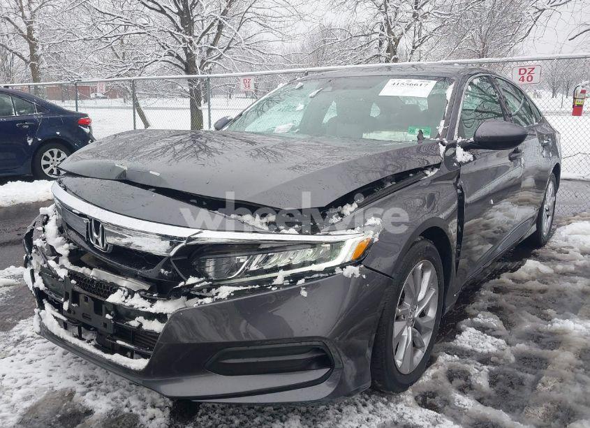 Photo 6 of 2018 Honda Accord LX (VIN 1HGCV1F17JA086568)