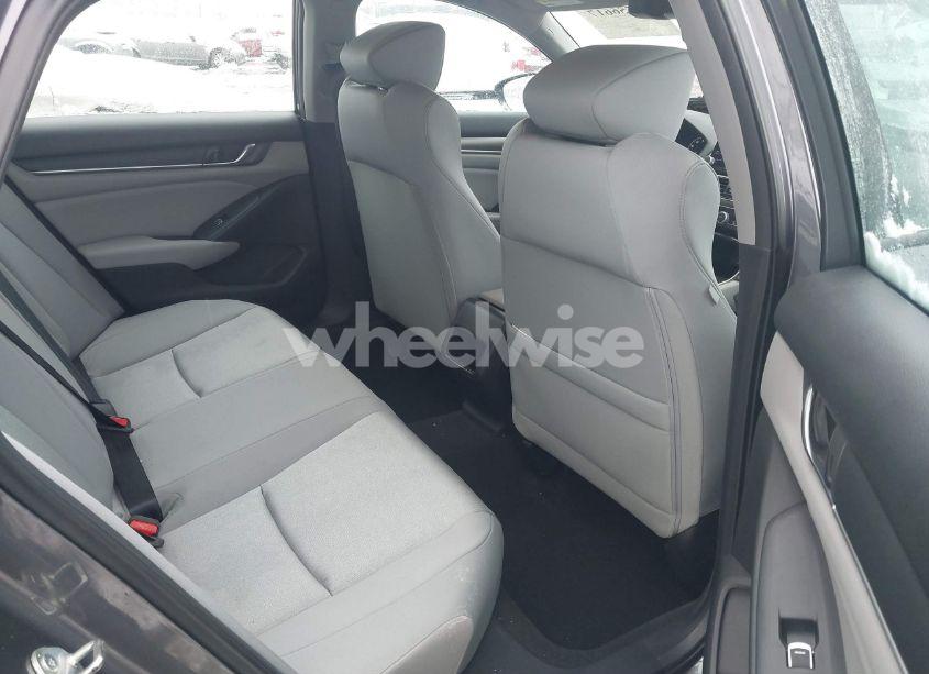 Photo 8 of 2018 Honda Accord LX (VIN 1HGCV1F17JA086568)