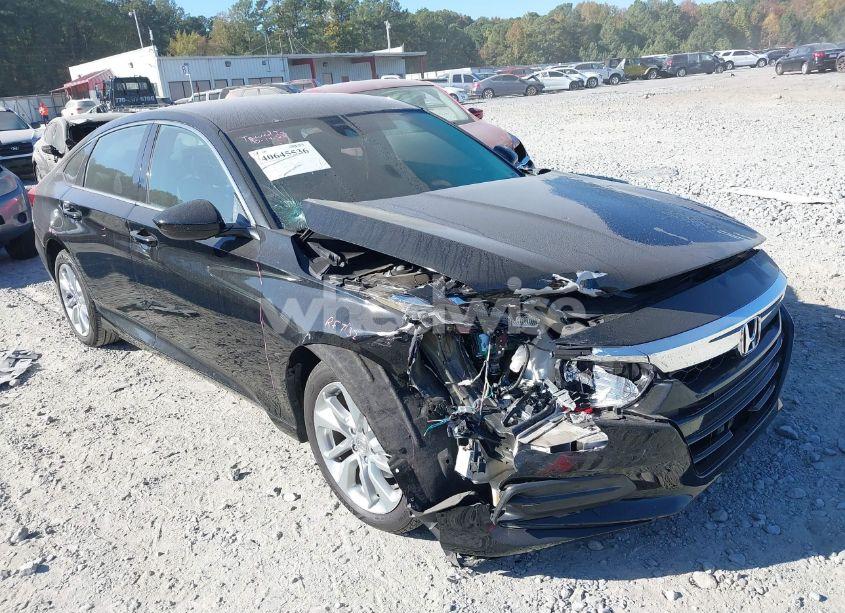 Photo 6 of 2018 Honda Accord LX (VIN 1HGCV1F17JA122078)