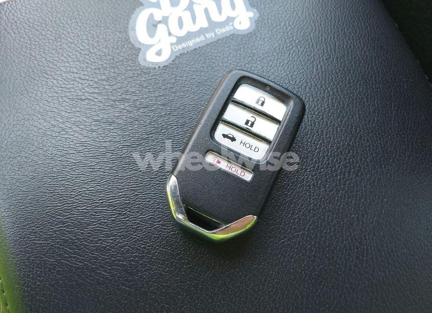 Photo 11 of 2018 Honda Accord LX (VIN 1HGCV1F17JA157414)